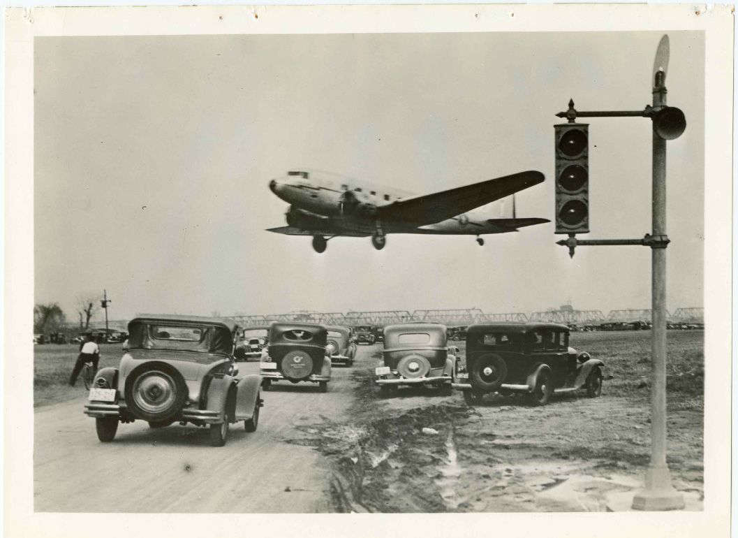 Low Flying Plane at Hoover Field